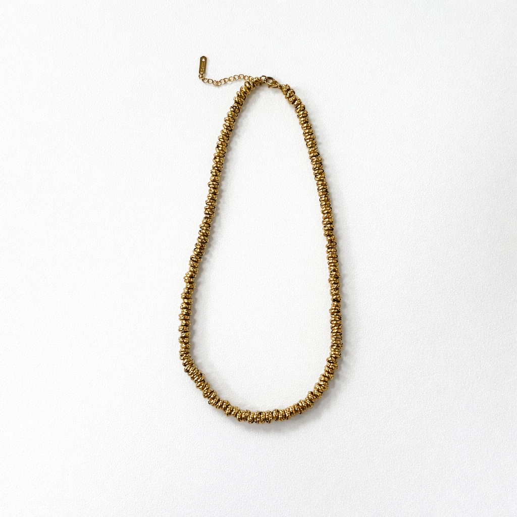 COLLAR DORADO CUENTAS