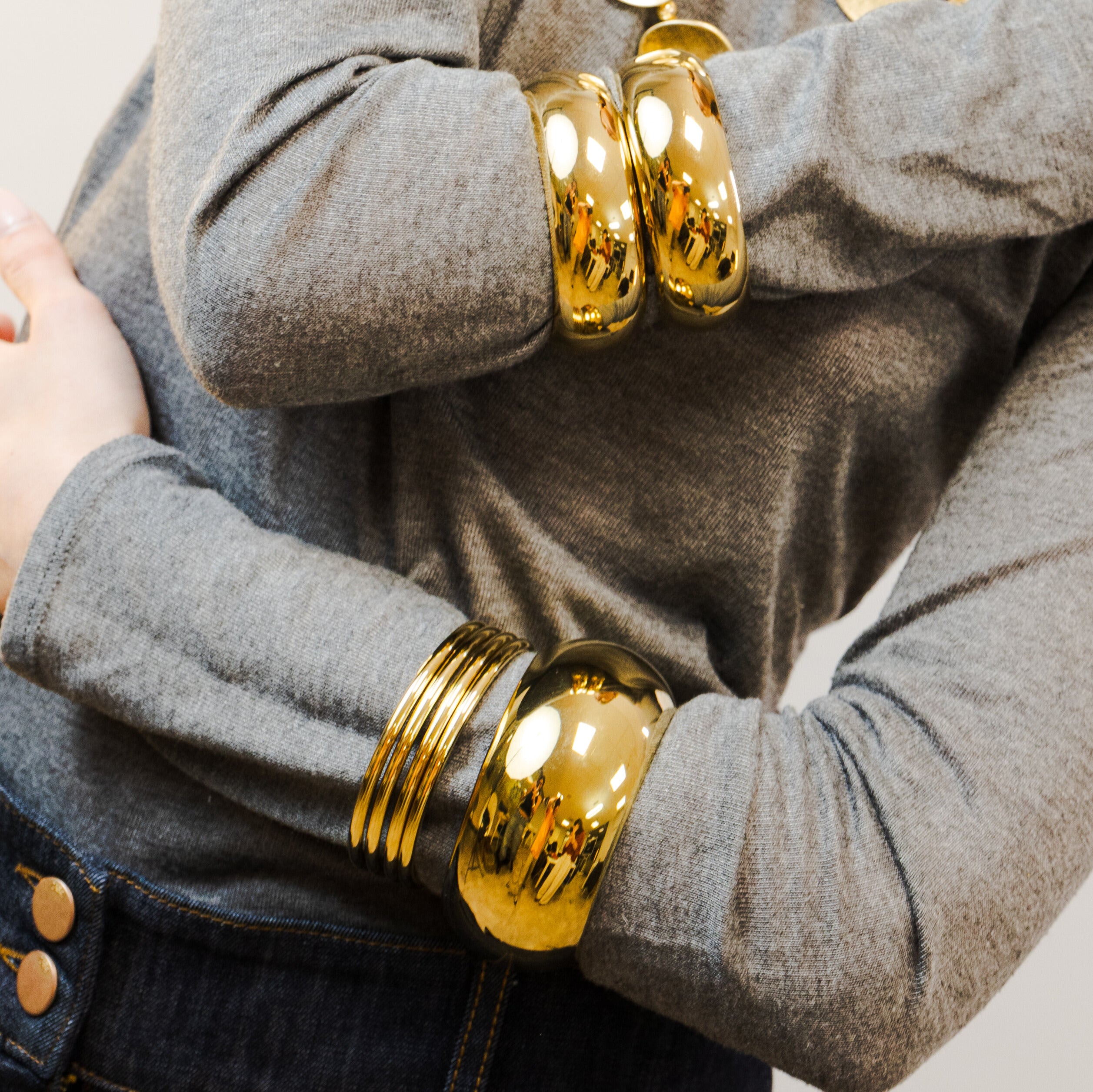 PULSERA FINA RÍGIDA